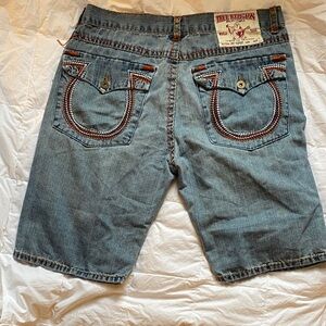 True Religion Mens Jorts Light Blue Denim Shorts with Contrast Stitching
